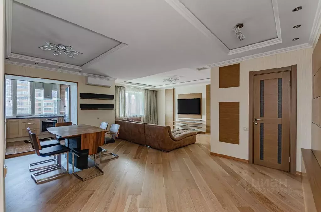 3-к кв. Татарстан, Казань Меридианная ул., 3а (103.0 м) - Фото 0