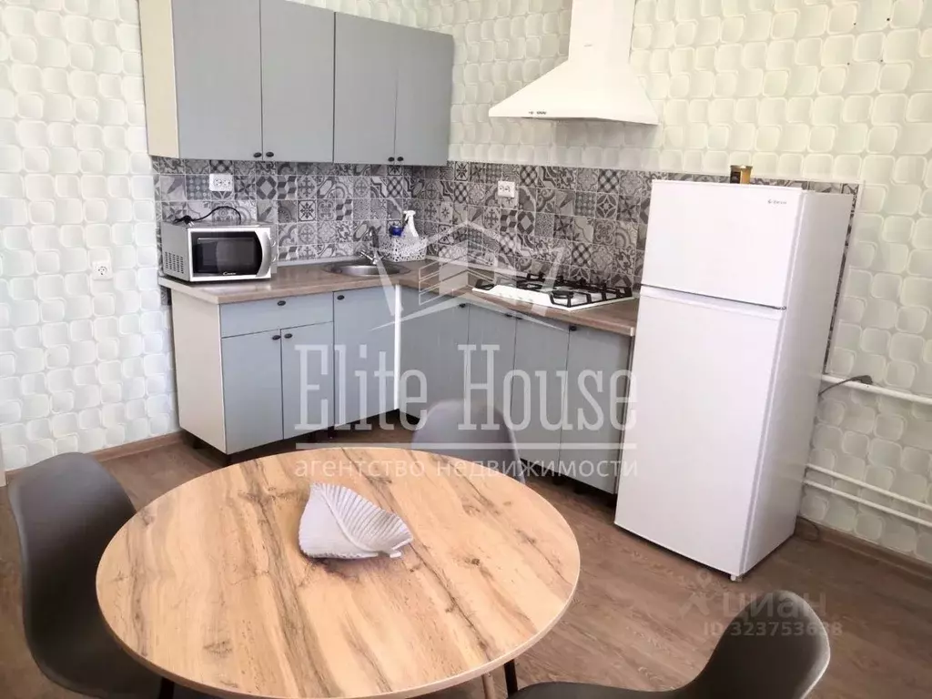 1-к кв. Калужская область, Калуга ул. Хорошая, 5 (42.7 м) - Фото 2