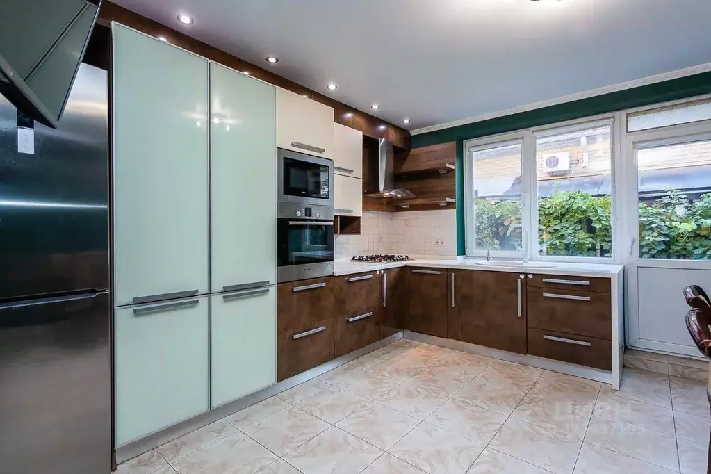 Таунхаус в Краснодарский край, Краснодар ул. Бульварная, 2/8 (148 м) - Фото 2