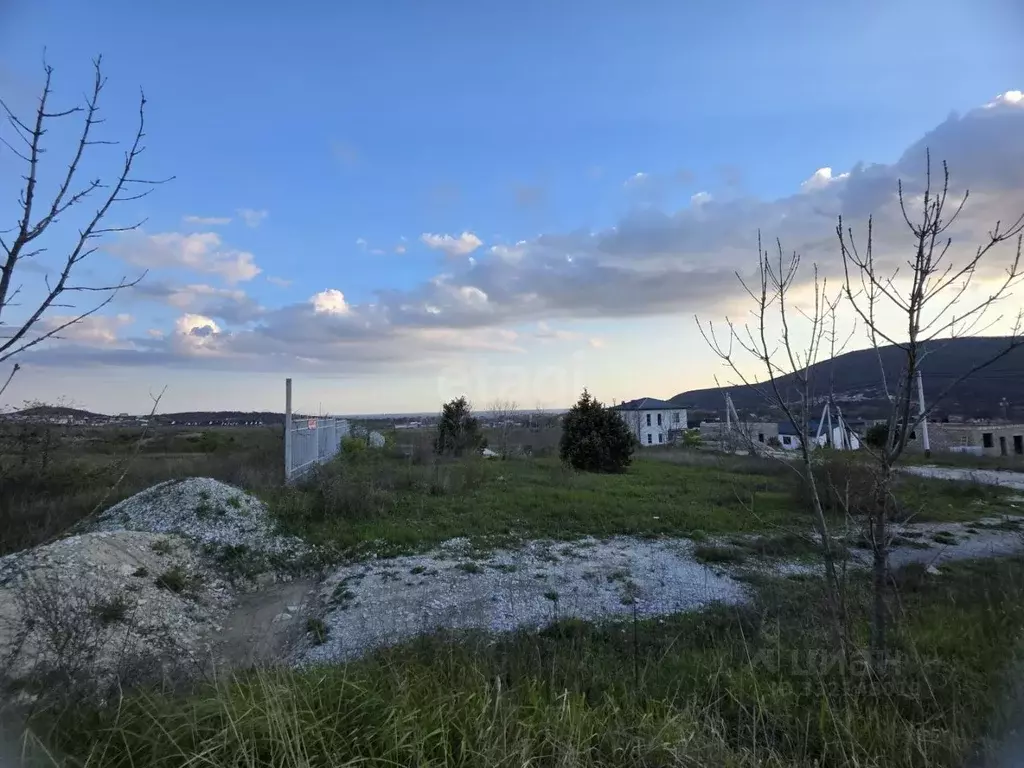 Участок в Краснодарский край, Новороссийск городской округ, с. Южная ... - Фото 1