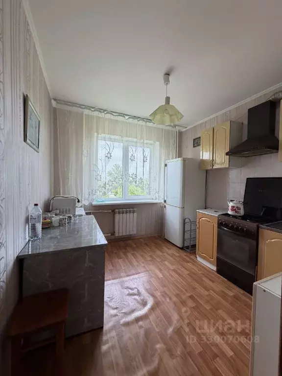 3-к кв. Брянская область, Брянск ул. Крахмалева, 13 (70.0 м) - Фото 2