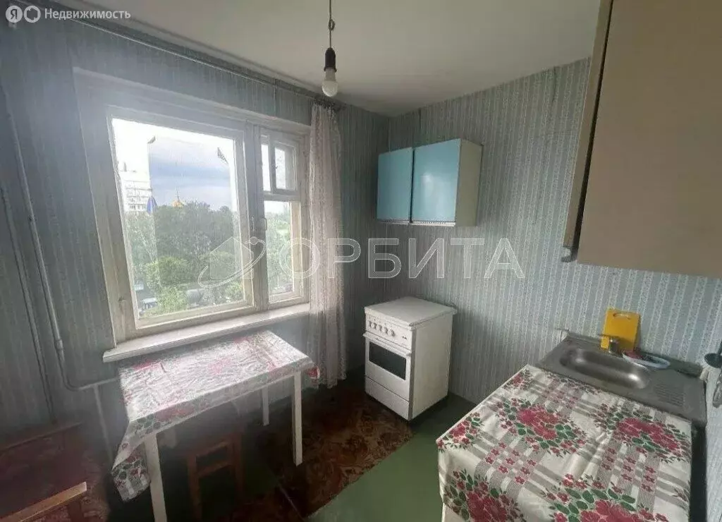 1-комнатная квартира: Тюмень, улица 50 лет Октября, 46 (34 м) - Фото 2