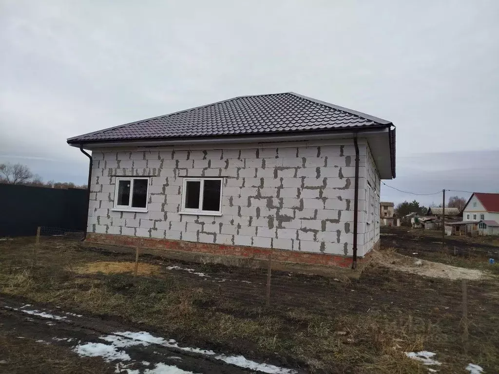 Дом в Орловская область, Мценск Заводская ул., 1Д (75 м) - Фото 1