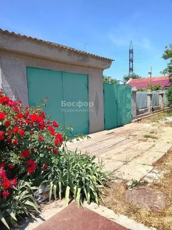 Дом в Крым, Керчь ул. Ягунова (80 м) - Фото 1