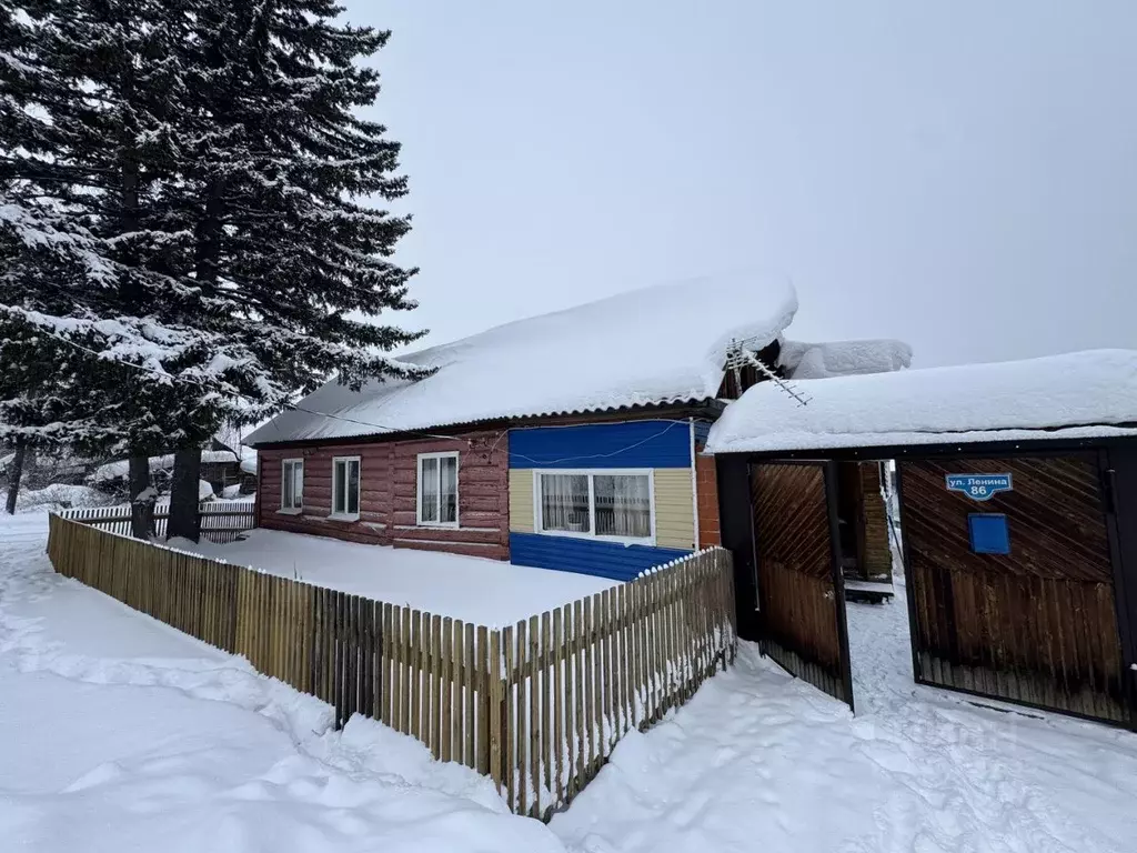 Дом в Красноярский край, Манско-Уярский муниципальный округ, пос. ... - Фото 2