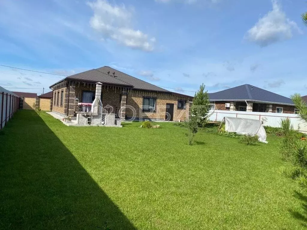 Дом в Тюменская область, Тюменский муниципальный округ, с. Перевалово ... - Фото 1