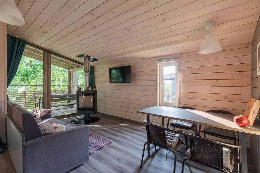 Дом в Ленинградская область, Ломоносовский район, д. Гостилицы ул. ... - Фото 2