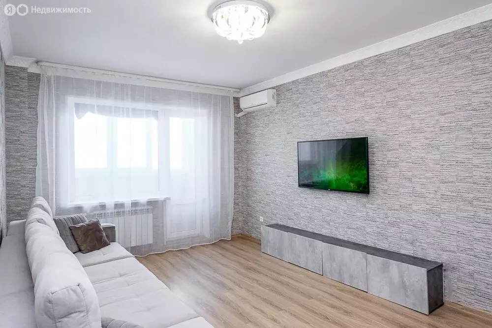 2-комнатная квартира: Омск, улица Завертяева, 9к6 (52 м) - Фото 2