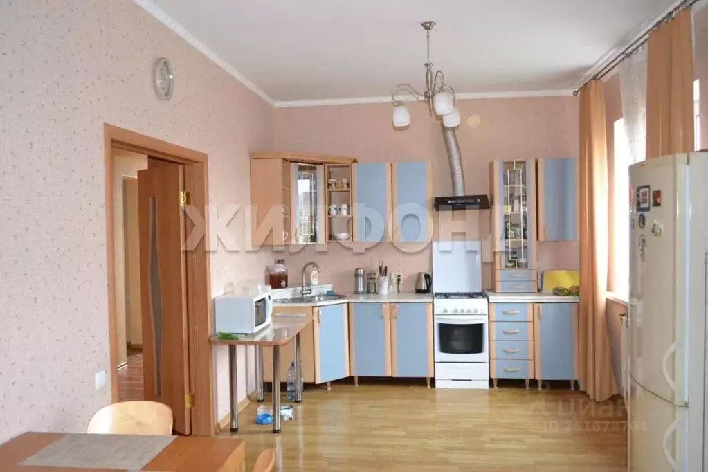 Дом в Белгородская область, Белгородский район, Дубовское с/пос, пос. ... - Фото 1