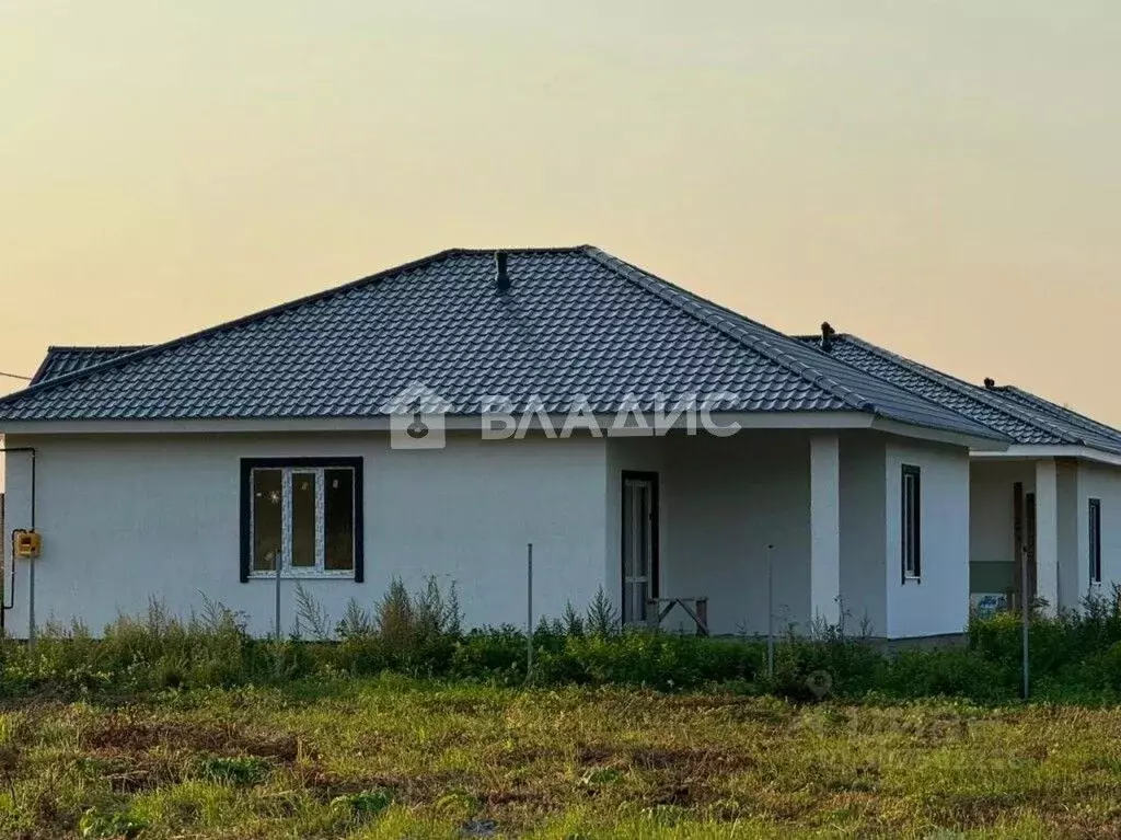 Дом в Калужская область, Боровский муниципальный округ, Совьяки с/пос, ... - Фото 2