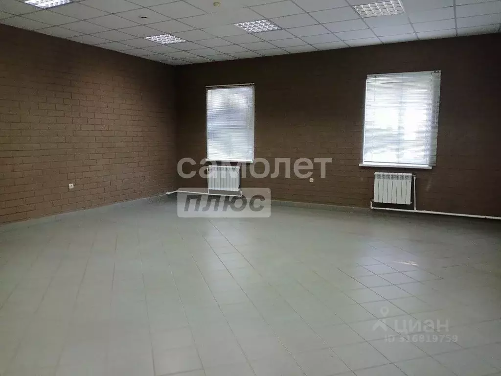 Офис в Самарская область, Сызрань пер. Достоевского, 19 (62 м) - Фото 1