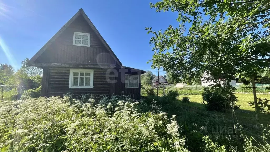 Дом в Ленинградская область, Киришский район, Будогощское городское ... - Фото 1