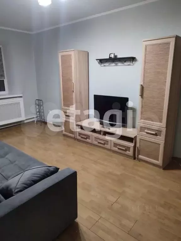 2-к. квартира, 45м, 5/5эт. - Фото 1