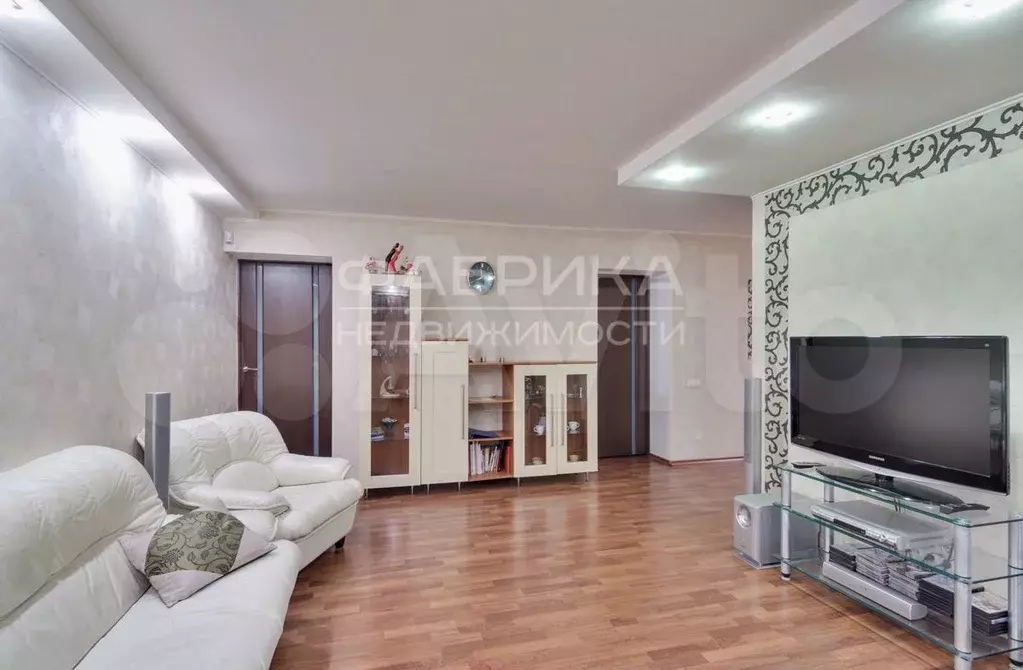 3-к. квартира, 70 м, 9/9 эт. - Фото 1