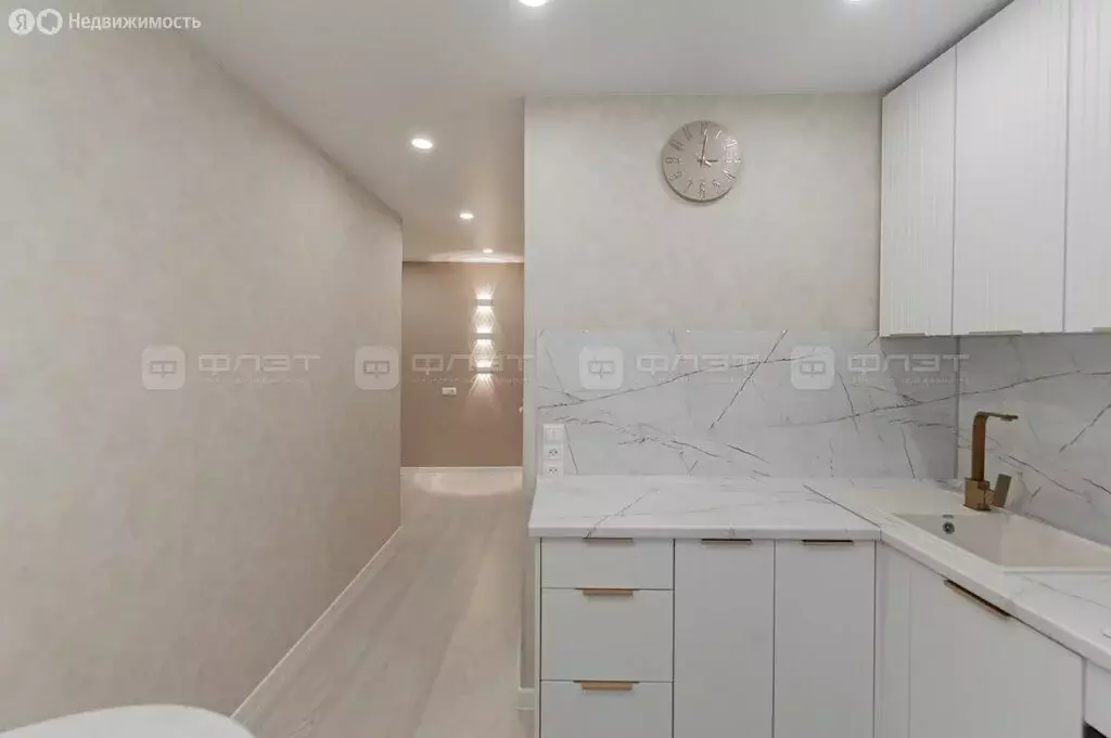 3-комнатная квартира: Казань, улица Серова, 19 (60 м) - Фото 1
