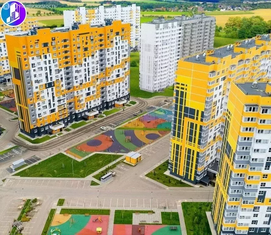 3-комнатная квартира: Краснодар, улица имени 75-летия Победы, 26/1 (77 ... - Фото 1