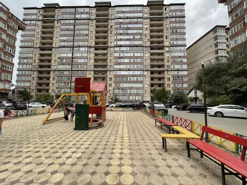 3-к кв. Дагестан, Махачкала Батырая ул., 136Лк3 (112.8 м) - Фото 1