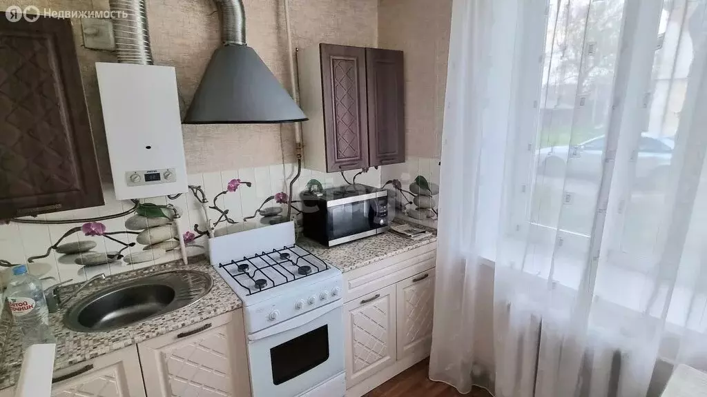 1-комнатная квартира: Тамбов, Защитная улица, 27 (34.7 м) - Фото 0