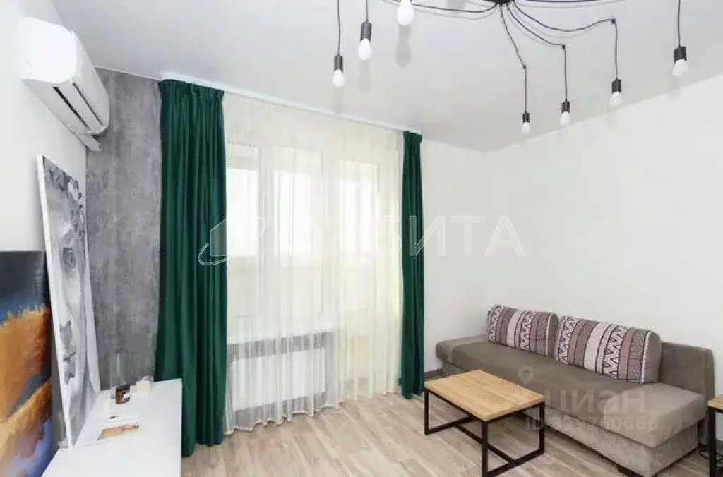 Студия Тюменская область, Тюмень ул. Фармана Салманова, 4 (26.0 м) - Фото 1