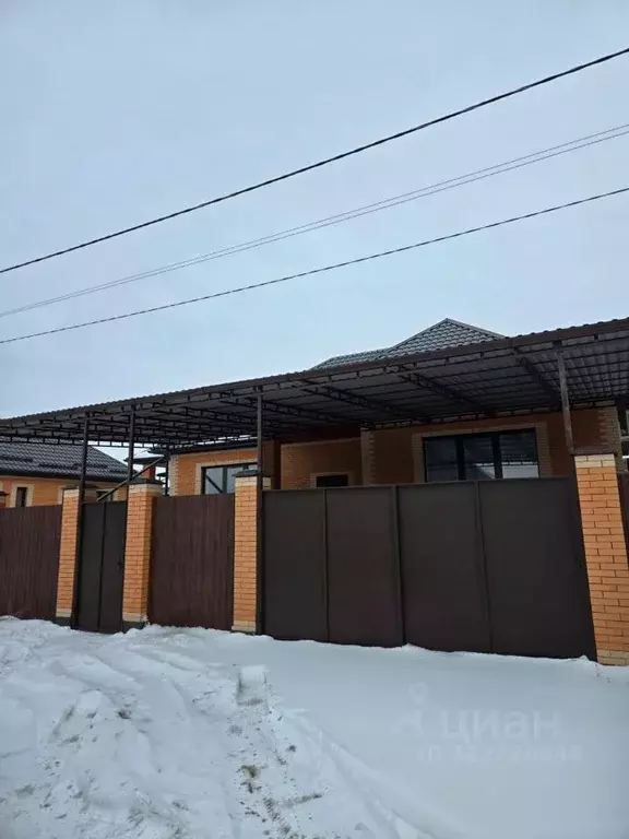 Дом в Ставропольский край, Ессентуки ул. Дорожная, 1 (233 м) - Фото 1