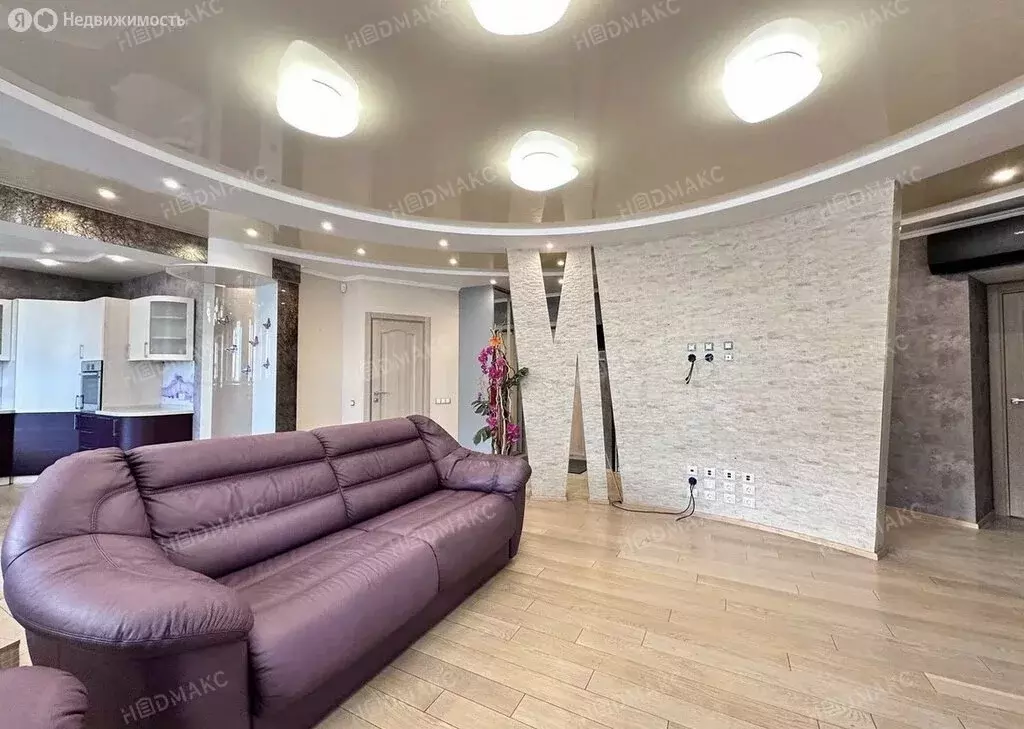 4-комнатная квартира: Санкт-Петербург, Гжатская улица, 22к3 (124 м) - Фото 1