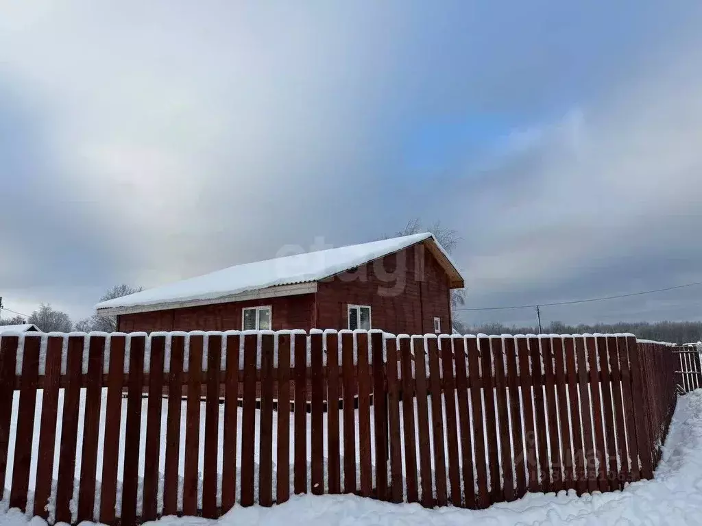 Дом в Ленинградская область, Волховский район, Кисельнинское с/пос, д. ... - Фото 1