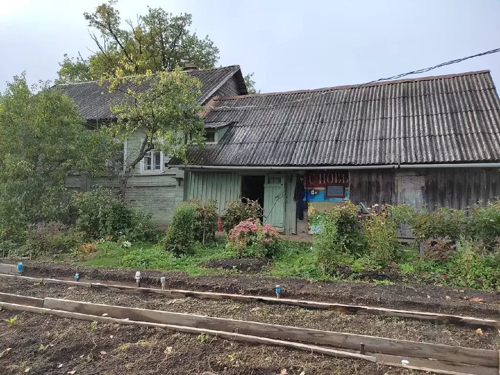 Дом в Новгородская область, Новгородский район, Бронницкое с/пос, с. ... - Фото 1