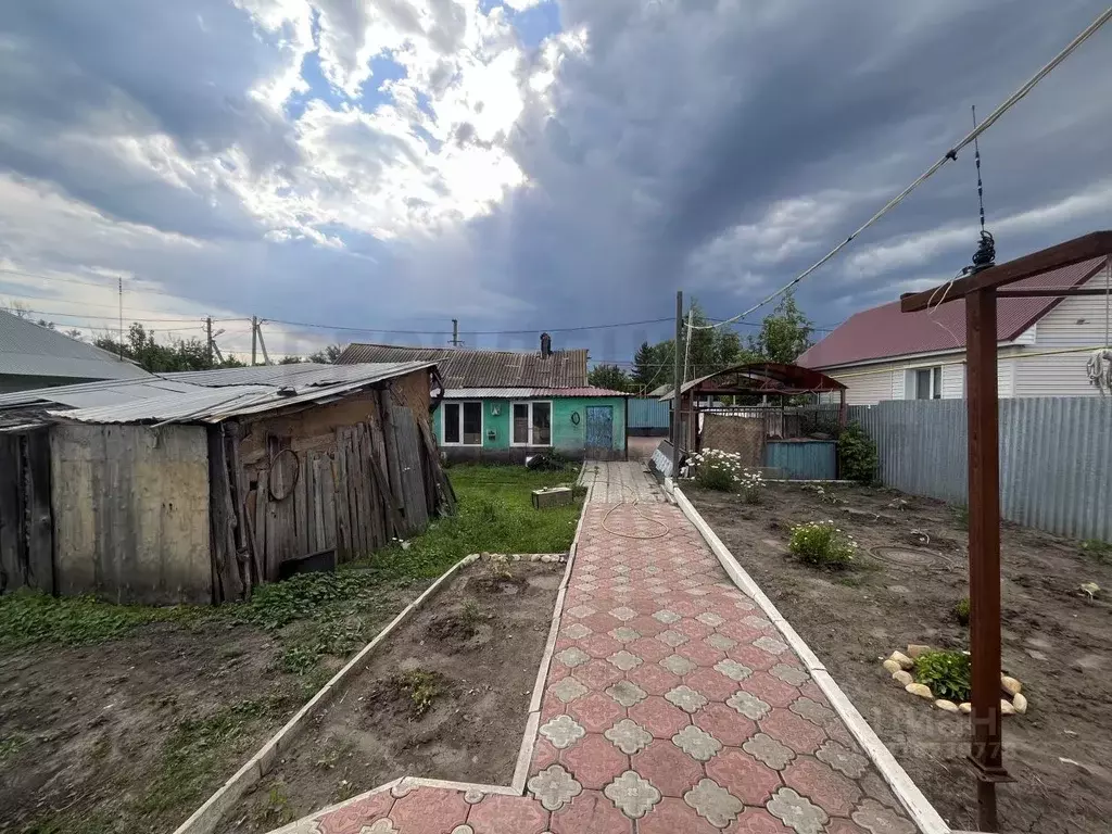Дом в Самарская область, Красный Яр с/пос, с. Красный Яр ул. ... - Фото 1