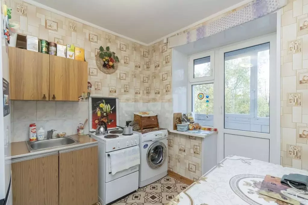 2-к кв. Тюменская область, Тюмень ул. Мира, 37 (47.9 м) - Фото 1