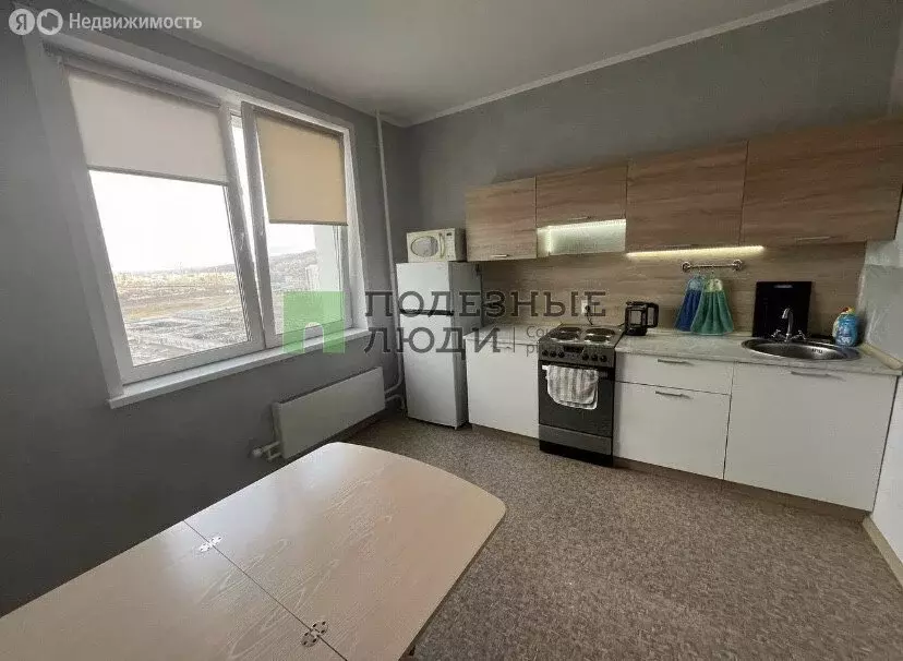 1-комнатная квартира: Красноярск, улица Лесников, 25А (38.5 м) - Фото 1