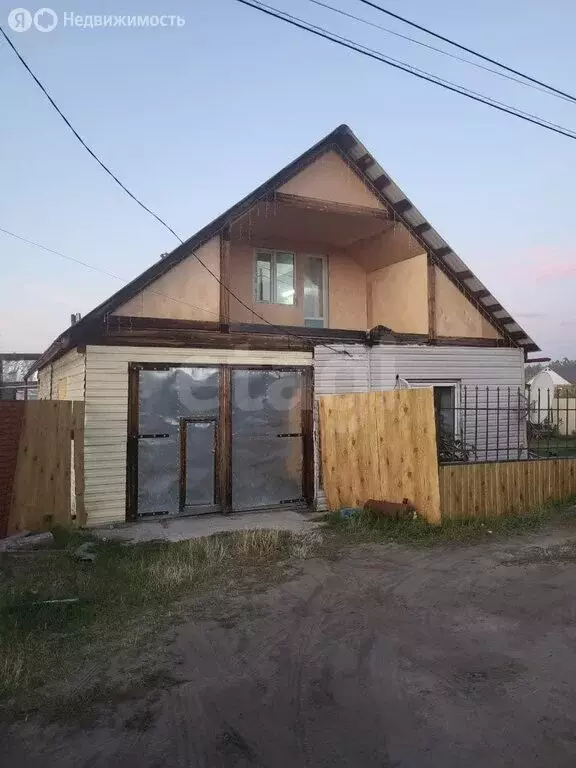 Дом в Верхневилюйск, улица Руфова (84.6 м) - Фото 0