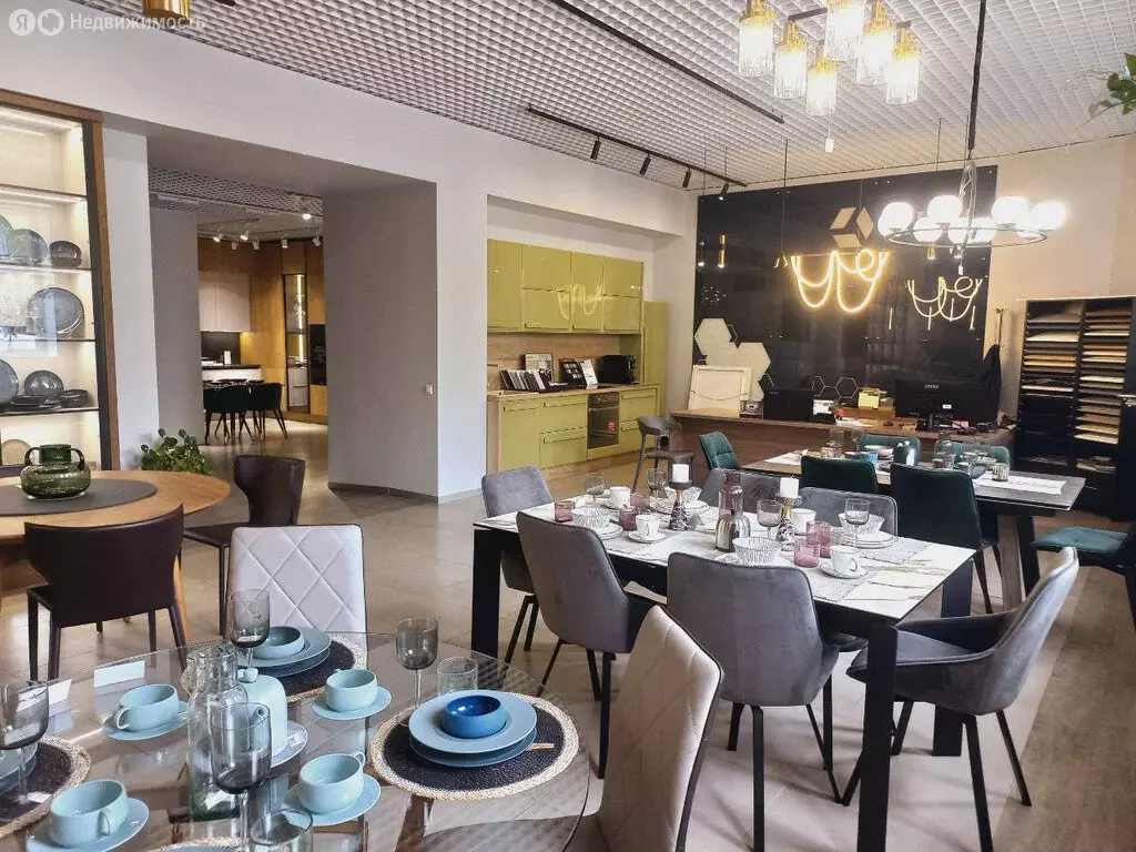 Торговая площадь (190 м) - Фото 1