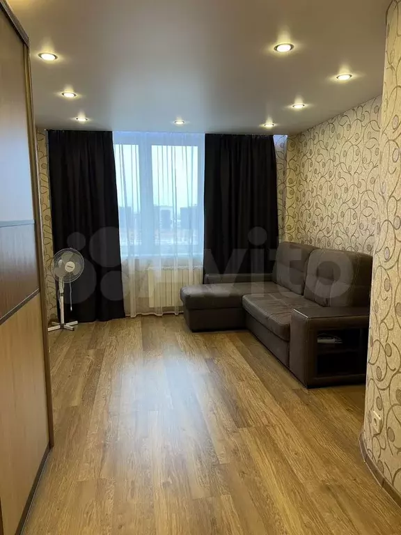1-к. квартира, 40 м, 16/17 эт. - Фото 0
