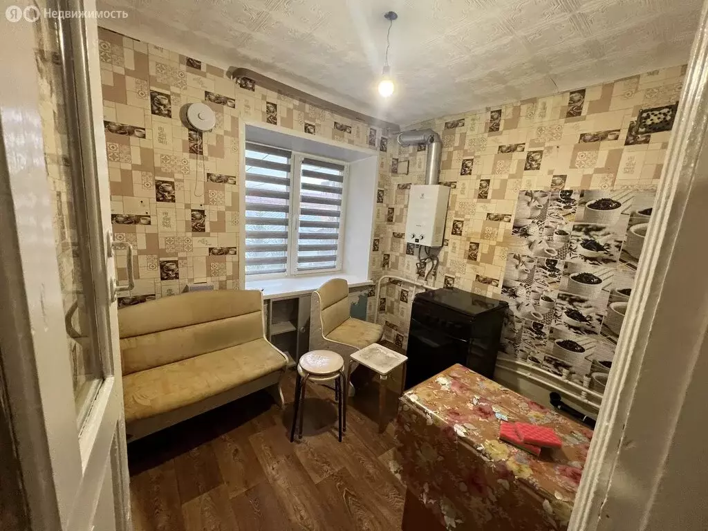 2-комнатная квартира: Белорецк, улица А. Пушкина, 45 (40.1 м) - Фото 1