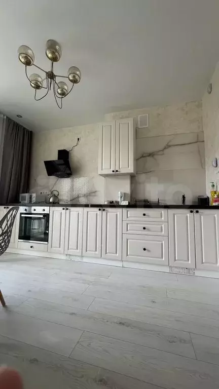 2-к. квартира, 70 м, 4/9 эт. - Фото 1