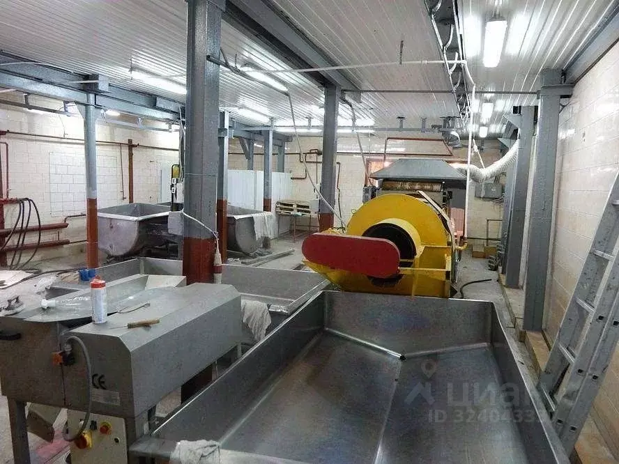 Помещение свободного назначения в Калужская область, Киров ... - Фото 1