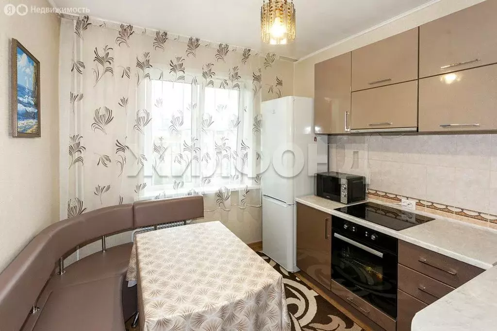 2-комнатная квартира: Барнаул, Лазурная улица, 22 (53.6 м) - Фото 1