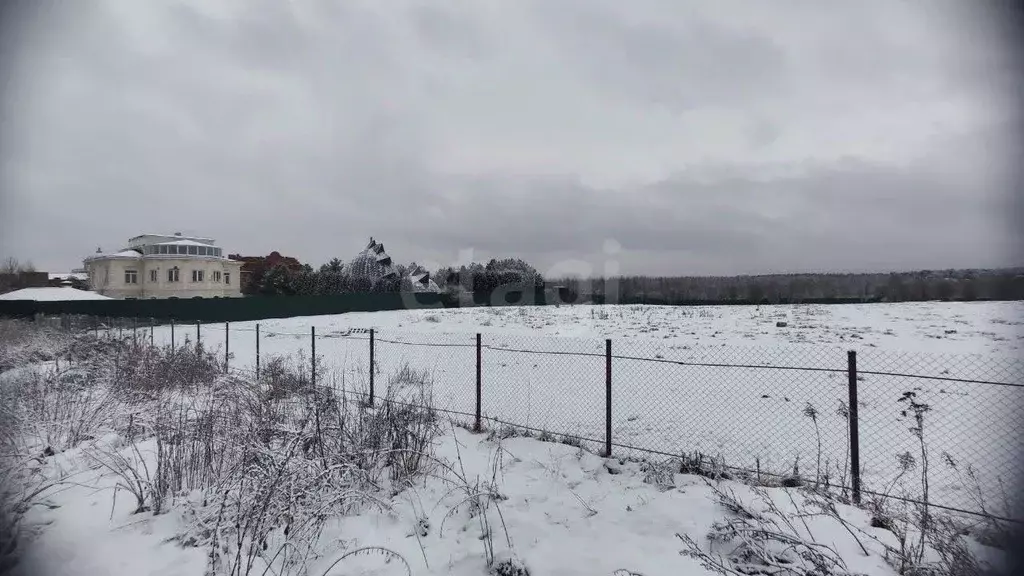 Участок в Московская область, Красногорск городской округ, с. ... - Фото 1