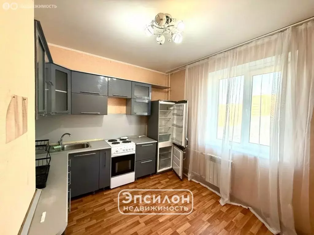 1-комнатная квартира: Курск, проспект Вячеслава Клыкова, 35 (37.2 м) - Фото 2