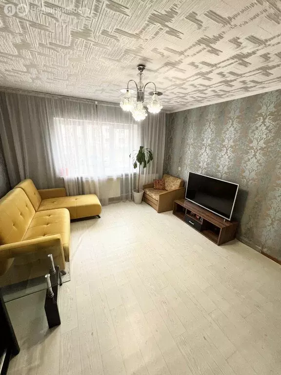 2-комнатная квартира: Калининград, улица Молочинского, 17 (41.4 м) - Фото 1