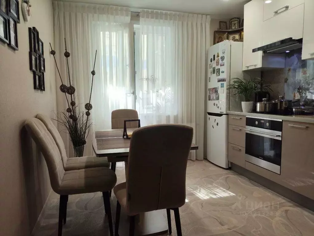 1-к кв. Самарская область, Самара Молодежная ул., 9 (42.0 м) - Фото 0