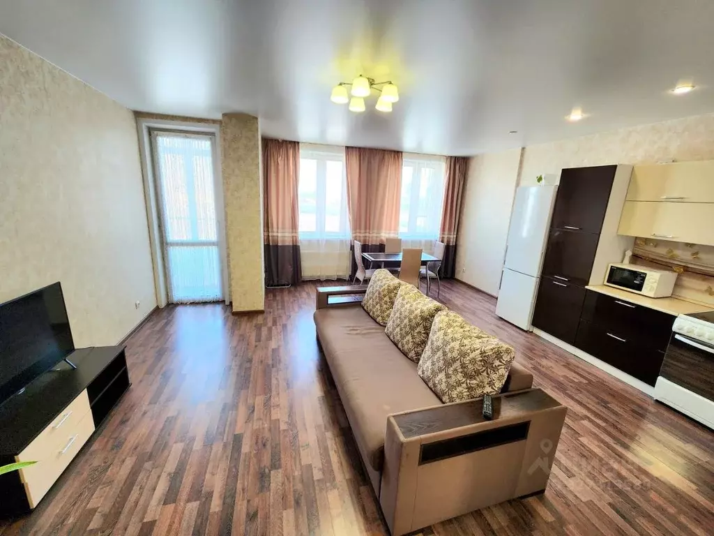 1-к кв. Красноярский край, Красноярск ул. Петра Ломако, 8 (45.0 м) - Фото 1