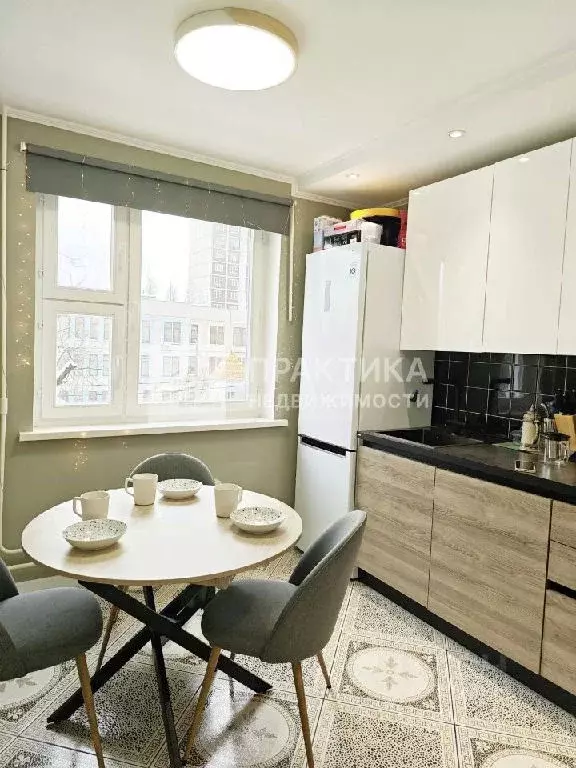 Продается 2-комнатная квартира - Фото 1