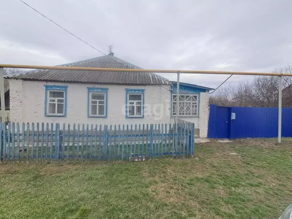Дом в Белгородская область, Валуйский муниципальный округ, с. Масловка ... - Фото 0