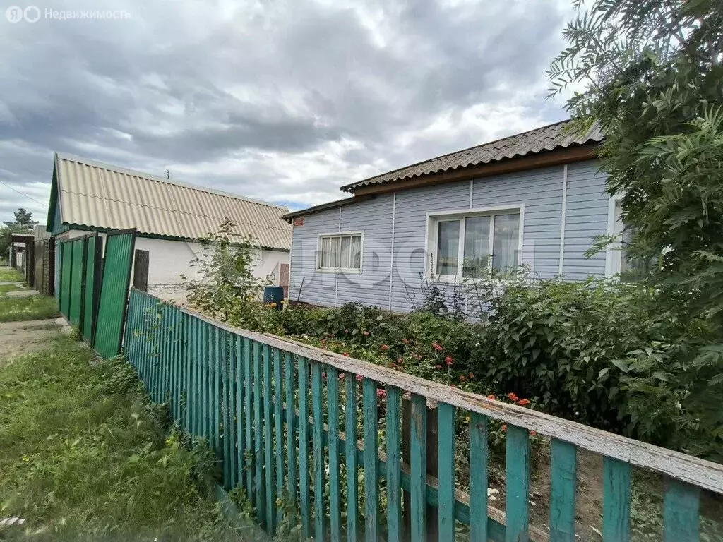 Дом в Солнечное, Строительная улица (100 м) - Фото 1