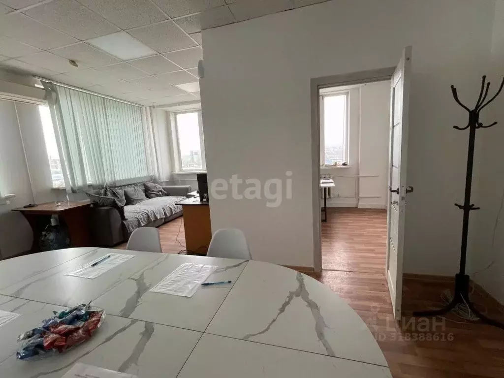 Офис в Свердловская область, Екатеринбург ул. Колмогорова, 3 (222 м) - Фото 0