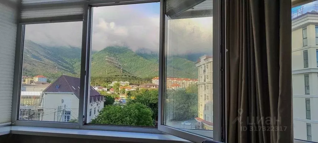 2-к кв. Краснодарский край, Геленджик Туристическая ул., 6к9 (75.0 м) - Фото 1