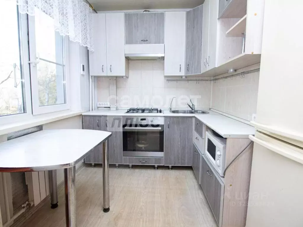 3-к кв. Ульяновская область, Ульяновск Малосаратовская ул., 5 (58.9 м) - Фото 1