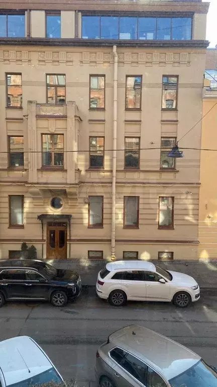 Комната 18 м в 5-к., 2/5 эт. - Фото 1