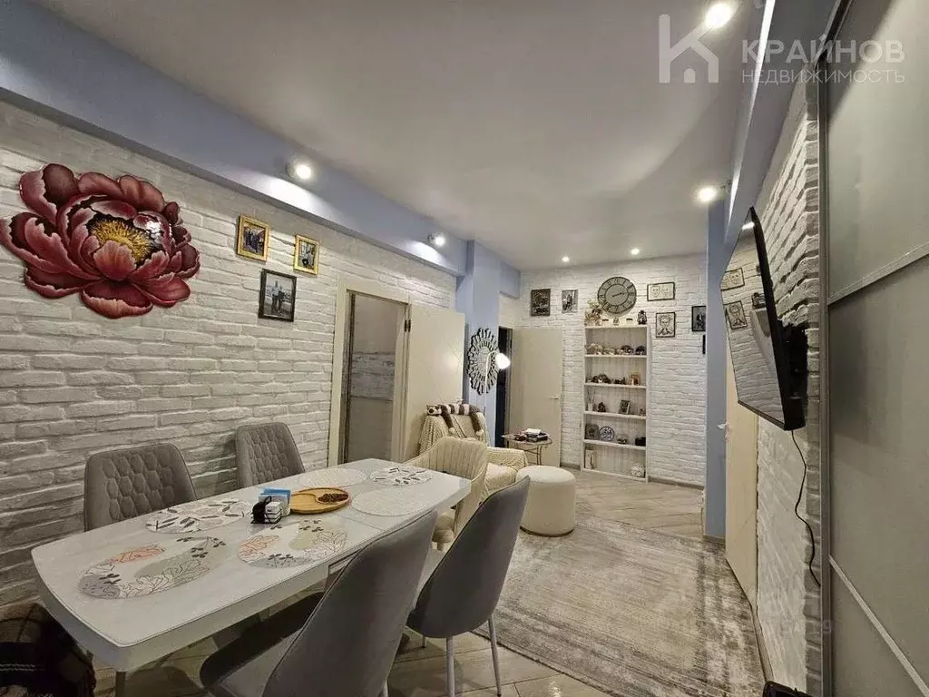 3-к кв. Воронежская область, Воронеж ул. Комиссаржевской, 23 (64.1 м) - Фото 2